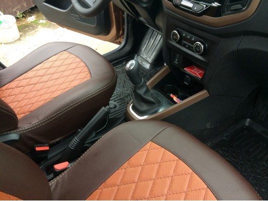 Авточехлы на Lada Xray Авточехлы на Lada Xray