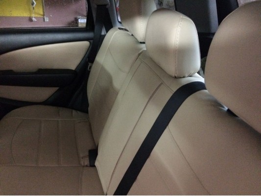 Авточехлы на Mitsubishi Outlander Авточехлы на Mitsubishi Outlander